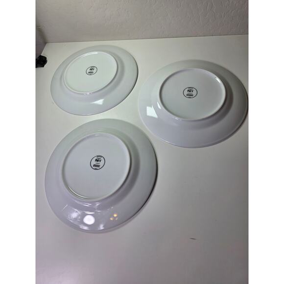 Pier 1 LUMINOUS White Porcelain 11" Rimmed Large Soup Bowls - SET OF 3 - Picture 4 of 6